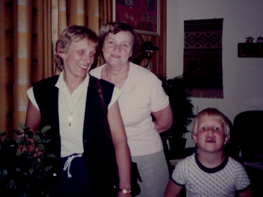 Friðgerður og Jóna frænka
