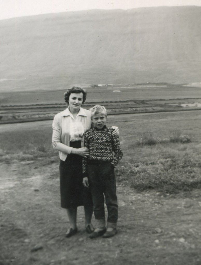 Jóna frænka og Baddi