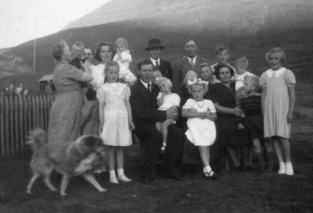 Bjarni og Adolf skírðir