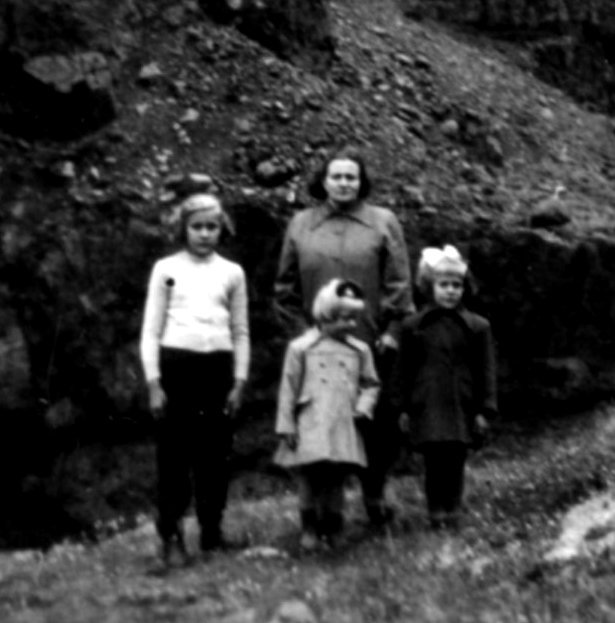 Mæðgur í Kotárgili