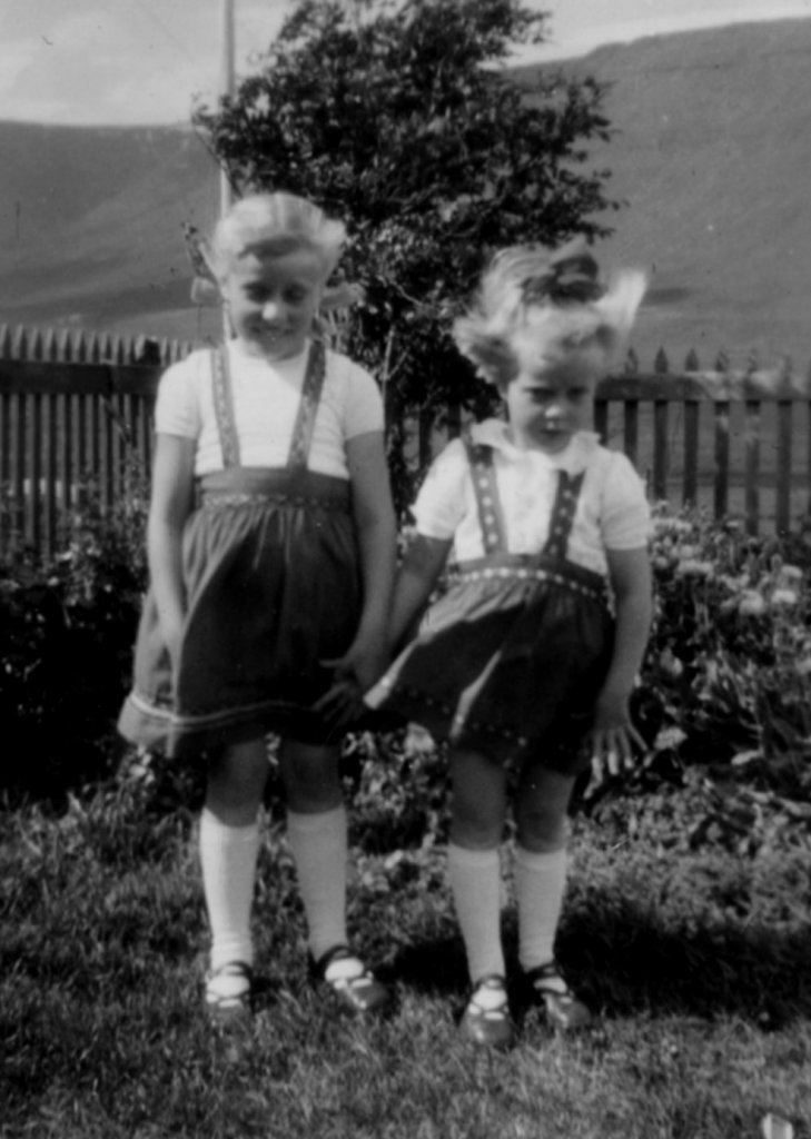 Helga og Jóna