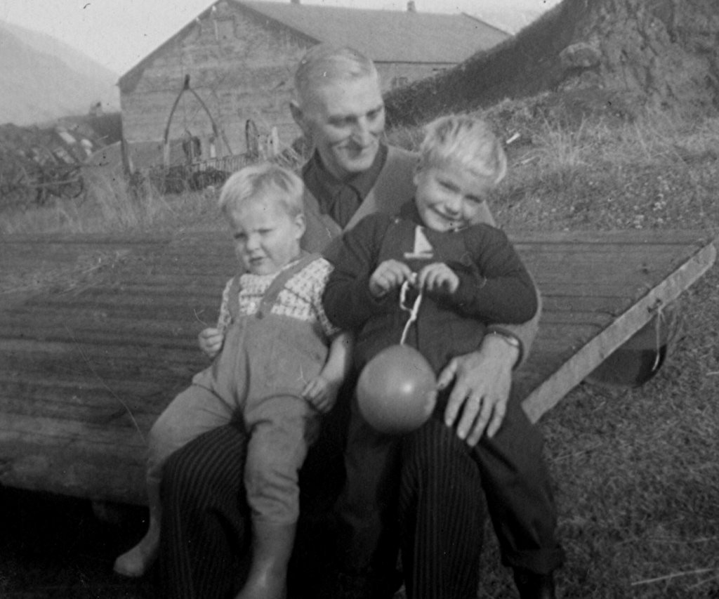 Afi með Steina og Badda