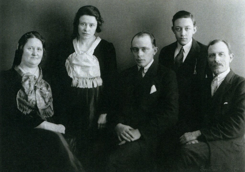 Elías Elíasson, Jensína og börn