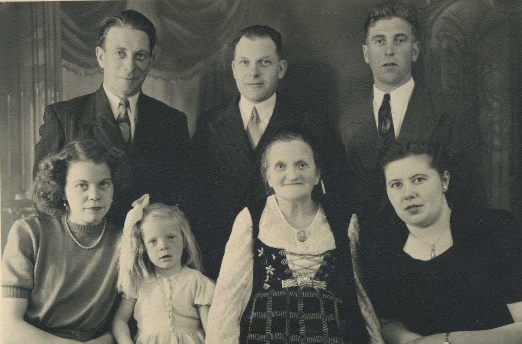 Kristín Guðríður Jónsdóttir og fjölskylda